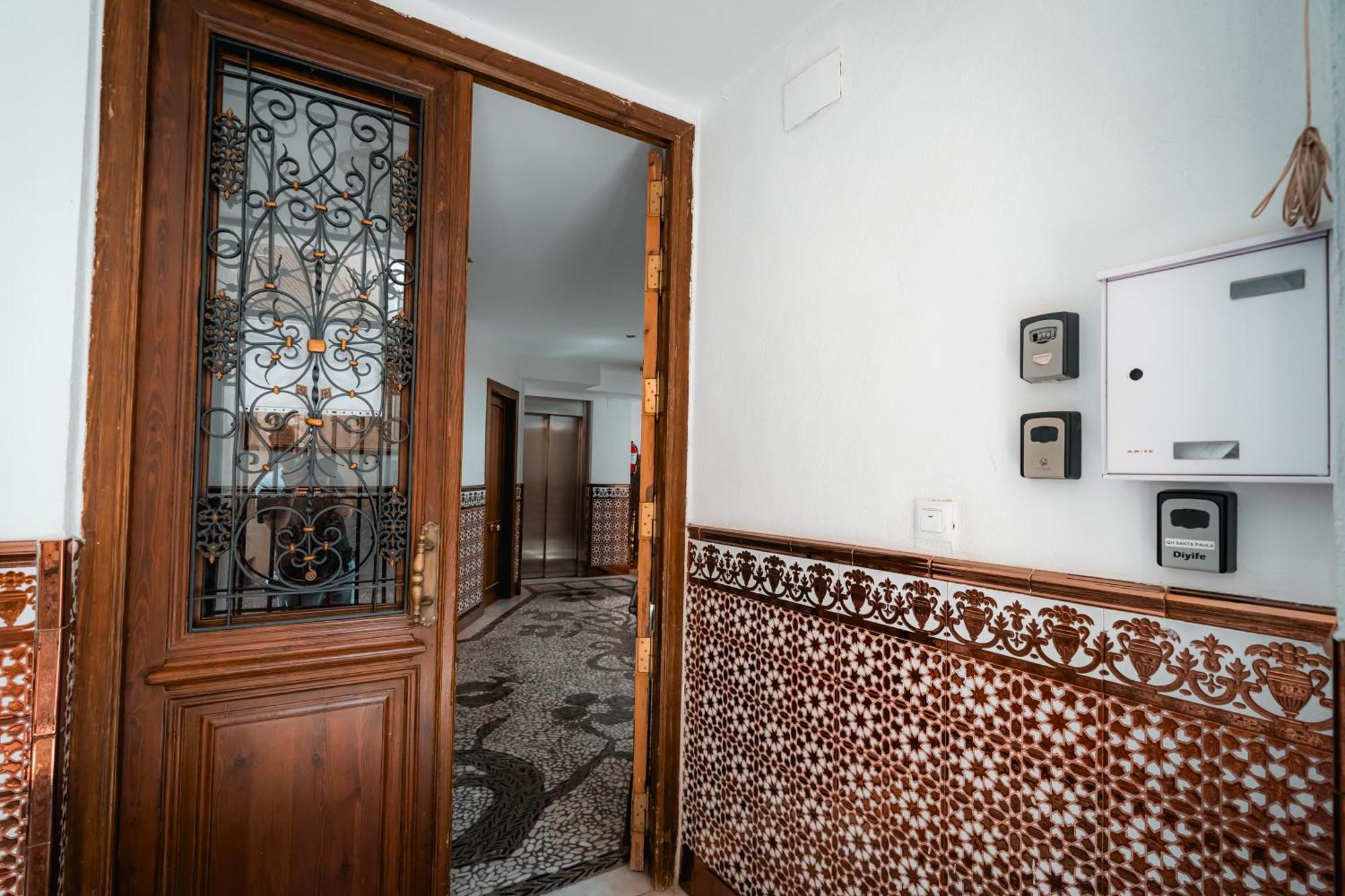 شقة Qh Santa Ana غرناطة المظهر الخارجي الصورة
